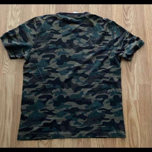 NWOT Brooks brothers camouflage - Picture 2 of 3